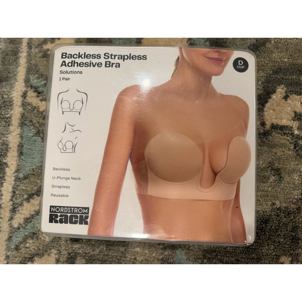 Nordstrom Rack Backless Strapless Nude Adhesive Bra Side Tabs Reusable D Cup NIB